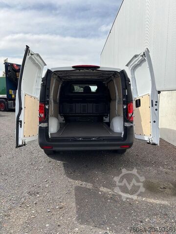 Box van Mercedes-Benz Vito Camera*Automaat*Trekhaak*Navigatie*Airco