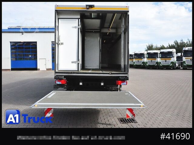 Refrigerated truck MAN TGM  26.340, Supra 1250Mt  LBW, Lenkachse,