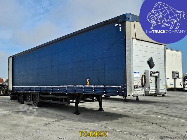 Sliding tarpaulins Schmitz Cargobull 