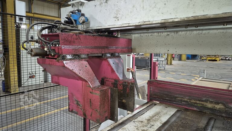 Hochleistungs-Bandsägeautomat BEHRINGER HBM 440 A