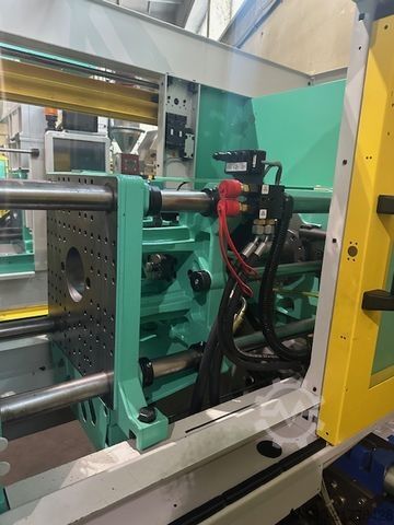 Injection molding machine Arburg 320C 500-170