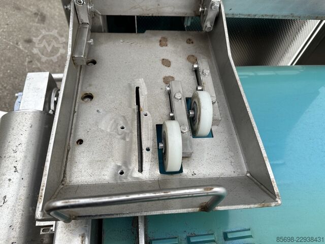 VDE cutting machine for leek and carrots  