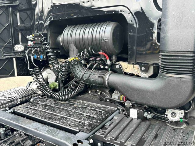 Volumen SZM FORD F-MAX 500 in Voll- Ausstattung, MIETEN?