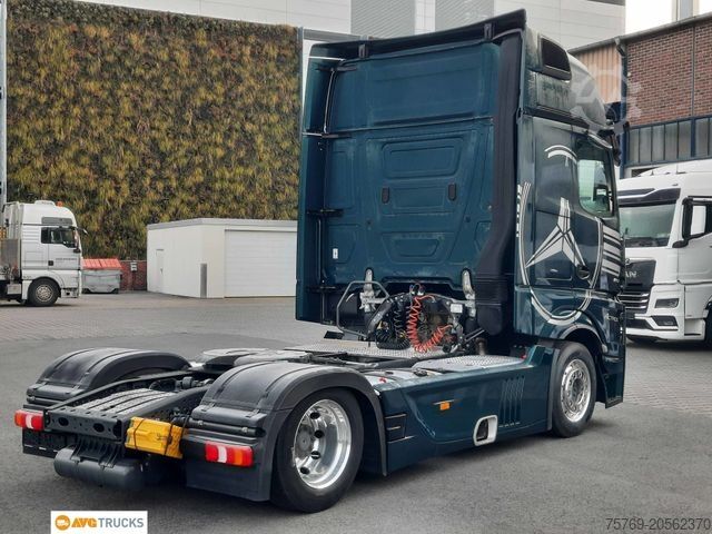 Volume tractor unit MERCEDES-BENZ 1851 LS ACTROS Giga Retarder Standklima Alu