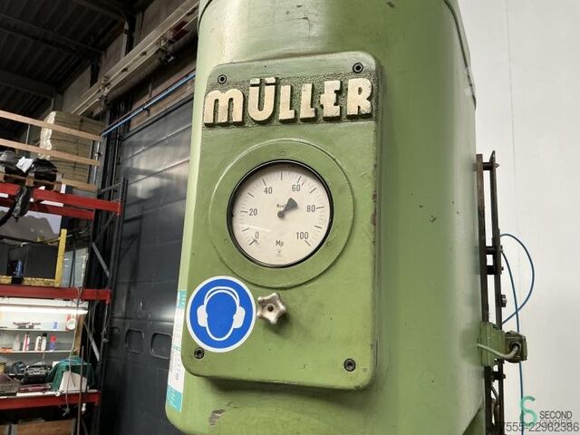 Hydraulic presses  Müller CEZ 63.18.11 1976 Müller CEZ 63.18.11