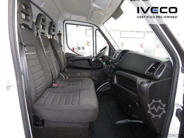 Transporter mit Koffer IVECO Daily 35C16 Koffer/LBW Klima, Zwillingsreifen
