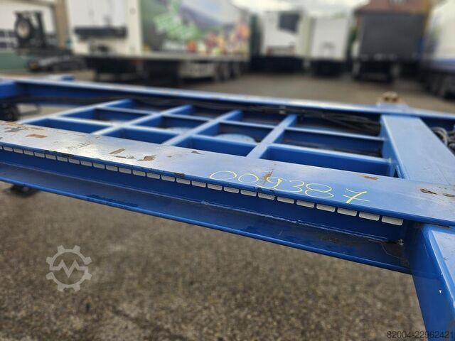 Transport von Containern MENKE JANZEN 40 FOOT STRAIGHT / 2 X 20/30 FOOT./ BPW DRUM / ...