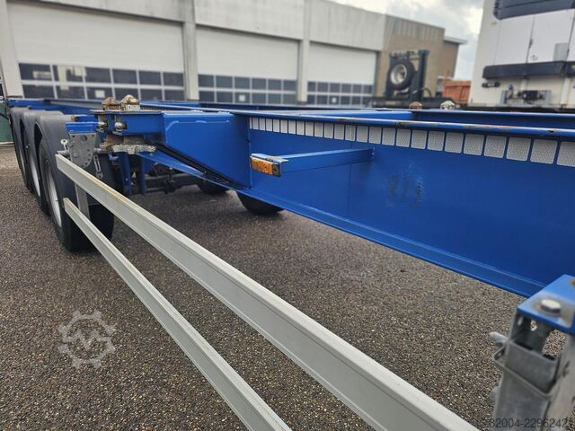 Transport von Containern MENKE JANZEN 40 FOOT STRAIGHT / 2 X 20/30 FOOT./ BPW DRUM / ...
