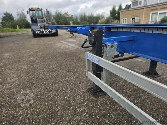 Transport von Containern MENKE JANZEN 40 FOOT STRAIGHT / 2 X 20/30 FOOT./ BPW DRUM / ...