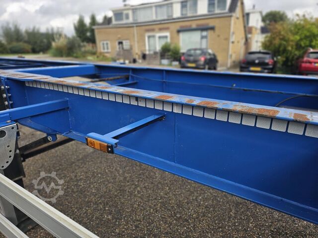 Transport von Containern MENKE JANZEN 40 FOOT STRAIGHT / 2 X 20/30 FOOT./ BPW DRUM / ...