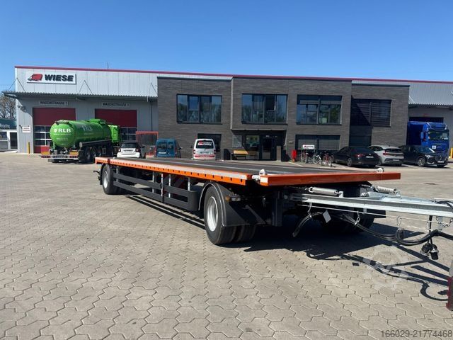 Trailer with working platform  Wiese Plattform Anhänger mit Twistlocks
