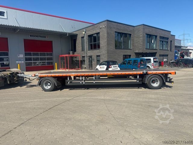 Trailer with working platform  Wiese Plattform Anhänger mit Twistlocks