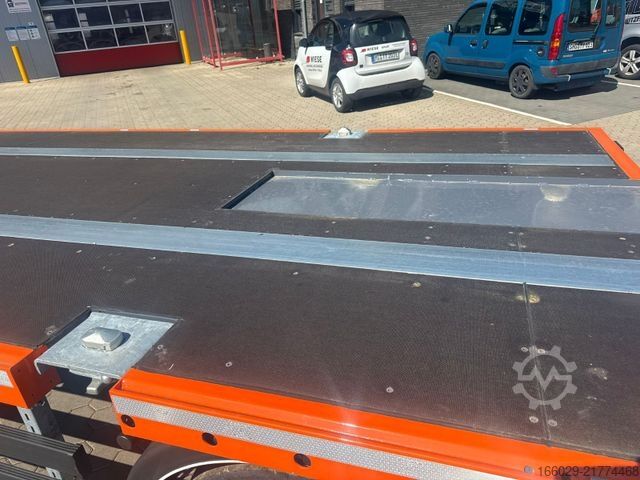 Trailer with working platform  Wiese Plattform Anhänger mit Twistlocks