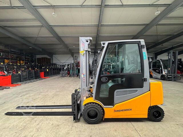 Service + statutory accident prevention inspection (UVV) 07/27, electric, 2,910 operating hours Jungheinrich EFG S30