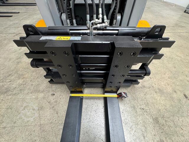 Service + statutory accident prevention inspection (UVV) 07/27, electric, 2,910 operating hours Jungheinrich EFG S30