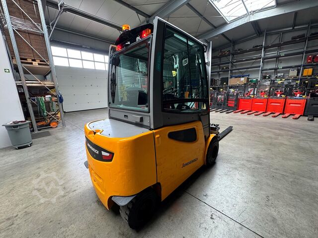 Service + statutory accident prevention inspection (UVV) 07/27, electric, 2,910 operating hours Jungheinrich EFG S30