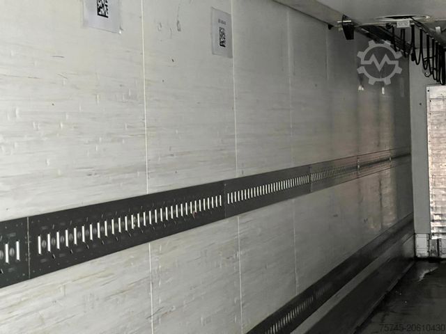 Reefer semitrailer SCHMITZ CARGOBULL SKO 24 * CARRIER MAXIMA 1300 * LIFT * ROLLTOR