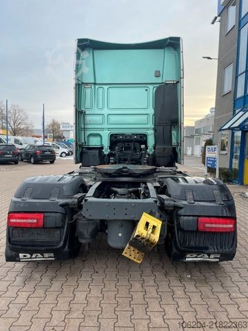 Standard tractor unit DAF XF 530 4x2