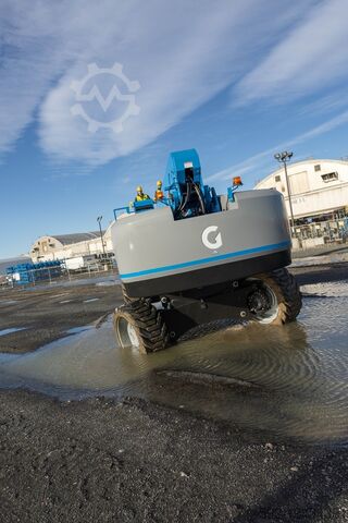 Telescopic Boom Genie S-85 XC E