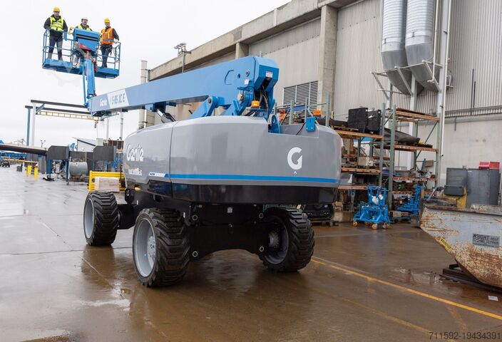 Telescopic Boom Genie S-85 XC E