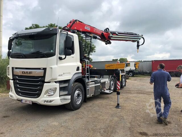Container transport (hook-lift system) DAF CF 480 FAQ +Fassi Kraan F235A2.24 + Containerha...