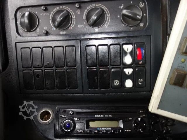 Heavy load MAN TGA26-480 STEELSPRINGS,MANUAL GEARBOX,AIRCO,RET...