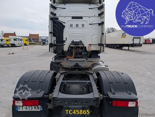 Standard-SZM Renault T 440