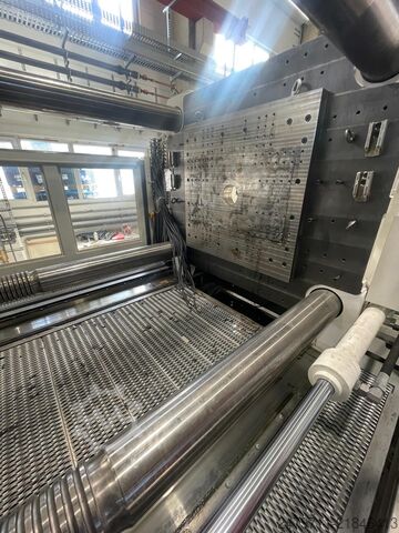 Spritzgießmaschine KraussMaffei MX BLUE POWER 1600T/1800