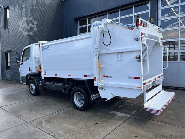 Refuse collection vehicle Mercedes-Benz Accelo 815  Accelo 815 4x2 Garbage Compactor