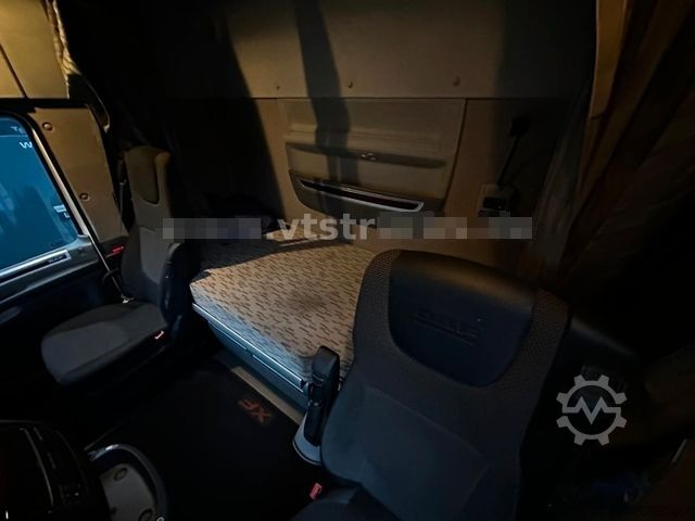 Standard tractor unit DAF XF 460 FT 4x2 Vollluft, Retarder Euro6