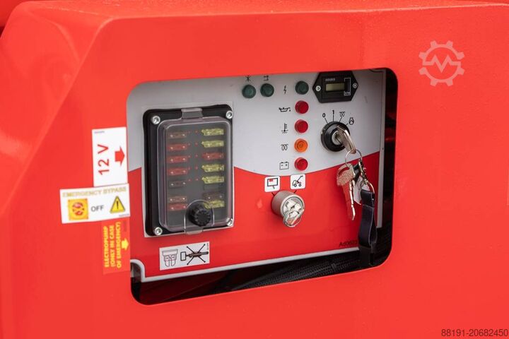 Articulated boom lift CMC S 23