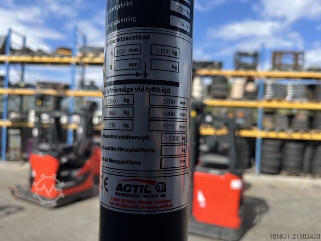 Stand-on stacker *Sonstige Actil L1600