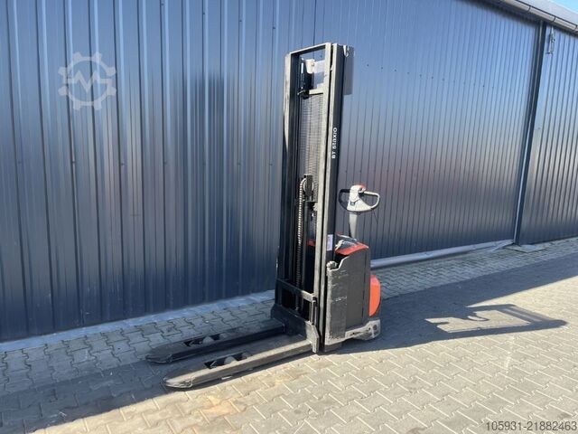 Pedestrian Stacker BT SWE120
