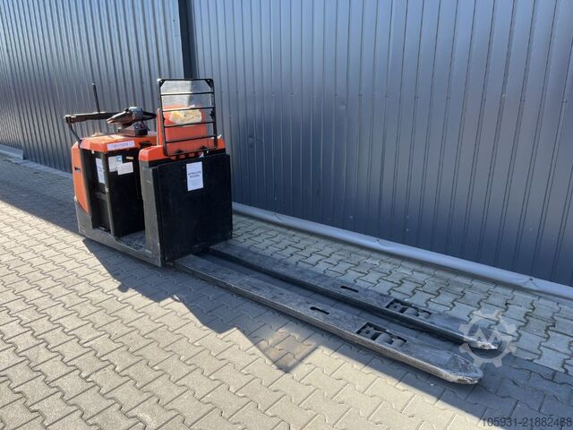 Low Level Order Picker BT OSE250