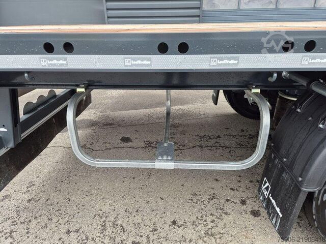Flatbed semitrailers Lecitrailer PLATEAU TWISTLOCKS