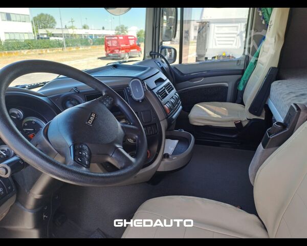 Standard tractor unit DAF DAF - DAF FT XF 105 TRATTORE