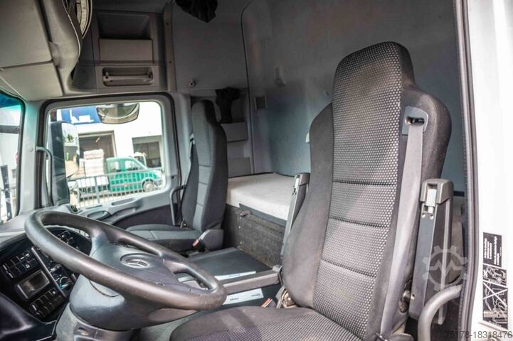 Standard tractor MERCEDES ACTROS 1844 LS-MP3+E5+VOITH