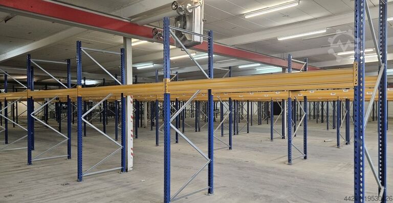 11 Meter Palettenregal mit 2 Ebenen Jungheinrich MPB Palettenregal
