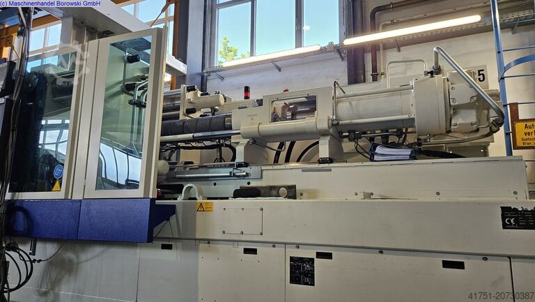 Spritzgießmaschine KraussMaffei KM 300-1400 CX