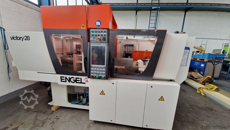 Spritzgießmaschine ENGEL Victory 200-28 Tech
