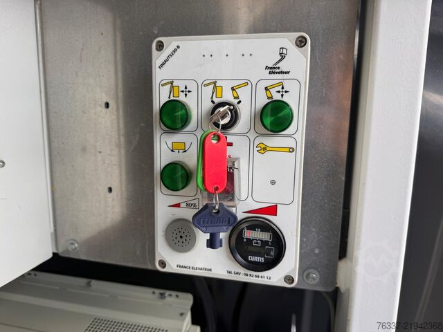 Work platform Renault Master Steiger France Elévateur 142 TPFc
