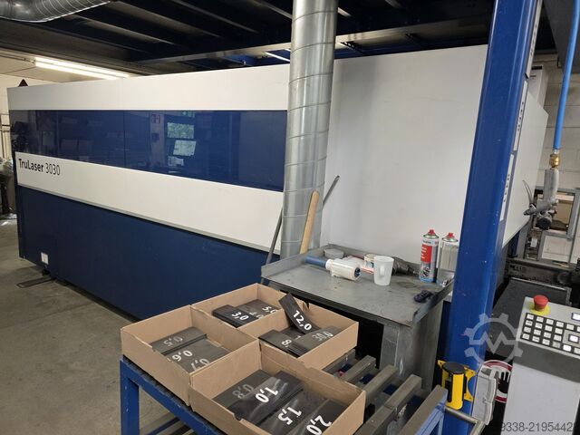 Laser cutting machine TRUMPF TruLaser 3030 fiber Rotolas