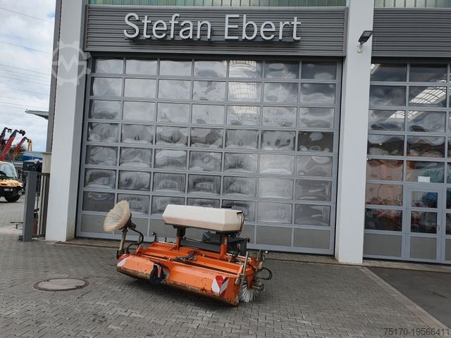 Sonstige BEMA Bema 25 Dual Kehrmaschine / 2.050 mm / 2020