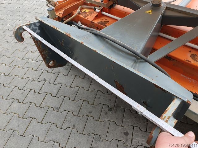 Sonstige BEMA Bema 25 Dual Kehrmaschine / 2.050 mm / 2020