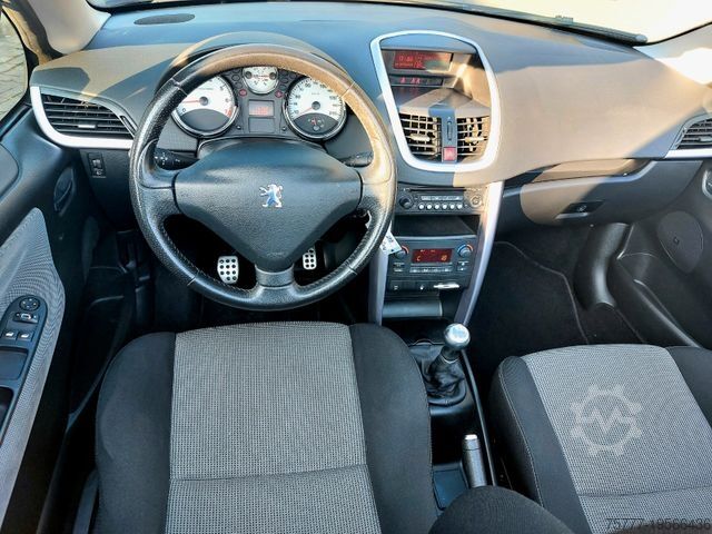 Van PEUGEOT 207 CC Cabrio-Coupe -Klimaautomatik-JBL