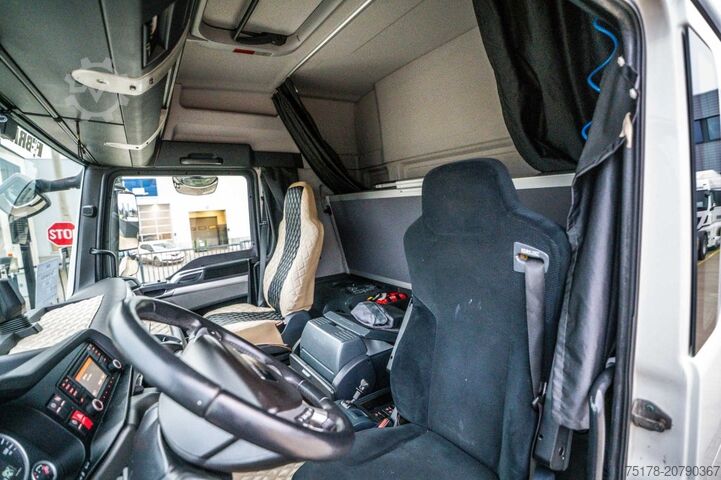 Standard tractor MAN TGX 18.440 XLX BLS