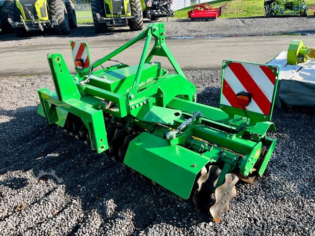Kerner X - CUT SOLO 300, Messerwalze, Restpflanzenzerkleinerung, Mais, Front-u. Heckanbau Kerner X - CUT SOLO 300, Messerwalze, Restpflan