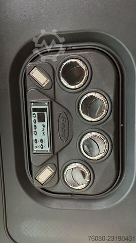 Mercedes-Benz Actros 1942 (SPOILERS / 12809 CC / AIRCO) EL25638 Mercedes-Benz Actros 1942 (SPOILERS / 12809 CC / AIRCO)