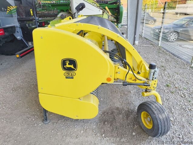 John Deere 639 Schwad-Pickup John Deere 639 Schwad-Pickup