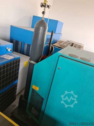 Reciprocating compressor BAUER VERTICUS 5